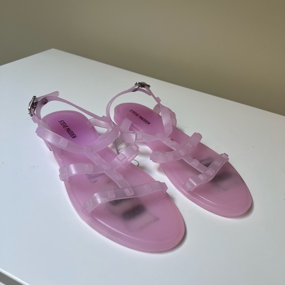 Steve Madden Girl’s Pastel Pink Jelly Sandals Size 4 Ankle Straps Buckles - Picture 3 of 7